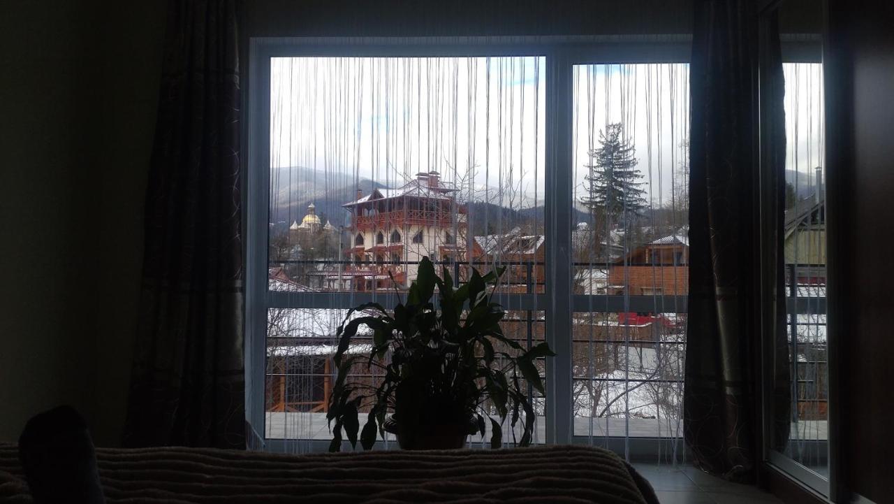 Guesthouse U Deda Viktora Yaremche Exterior foto